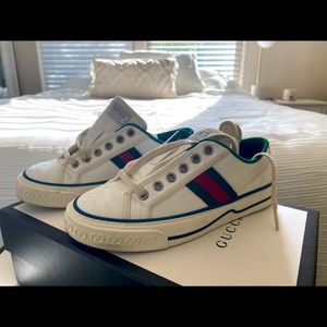 Gucci tennis shoes